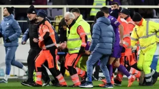 Fiorentina Midfielder Edoardo Bove injured Video