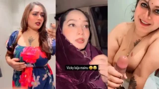 Famous Punjabi Influencer Boobs Giving Deep Throat Blowjob